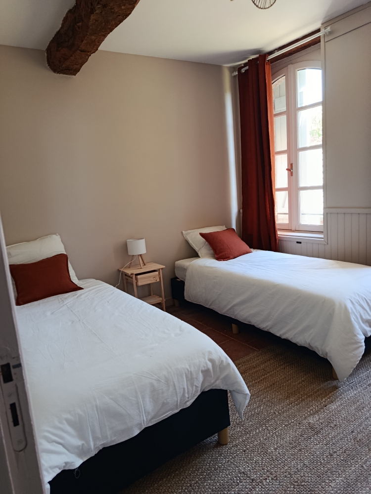 Apt B chambre 2 lits 2 chateau de merville juin 2026